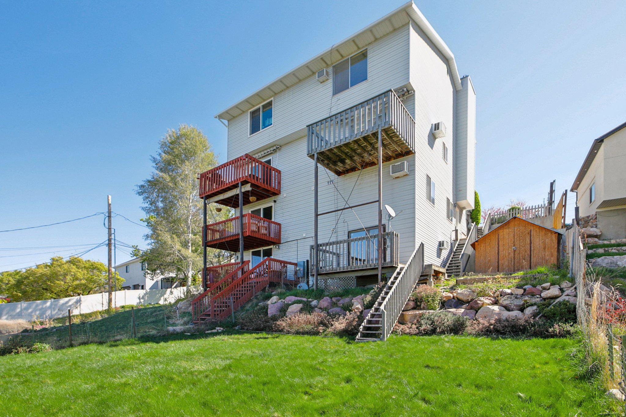 HOLLADAY EAST - Residential