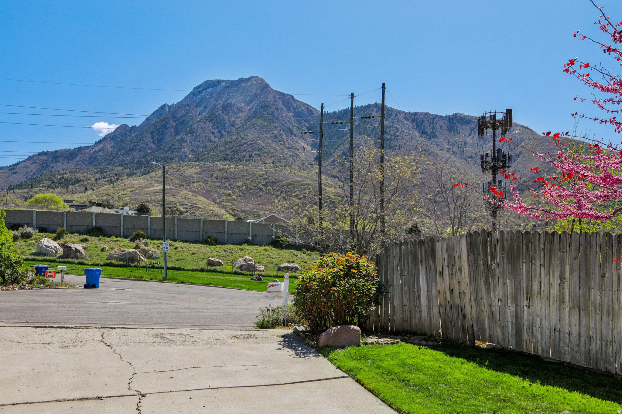 HOLLADAY EAST - Residential