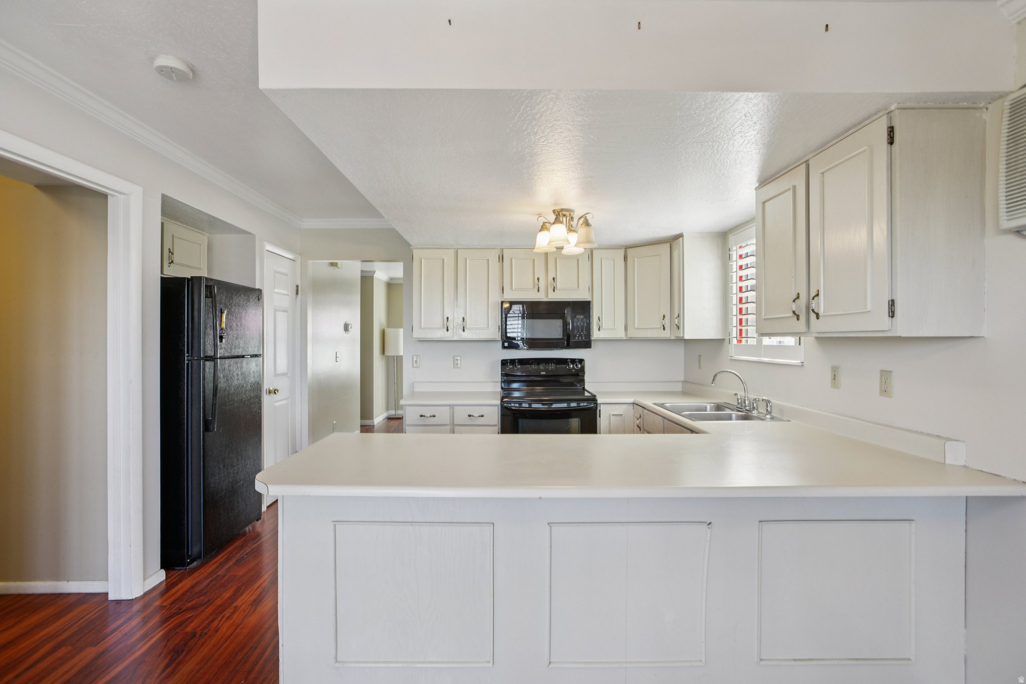 HOLLADAY EAST - Residential