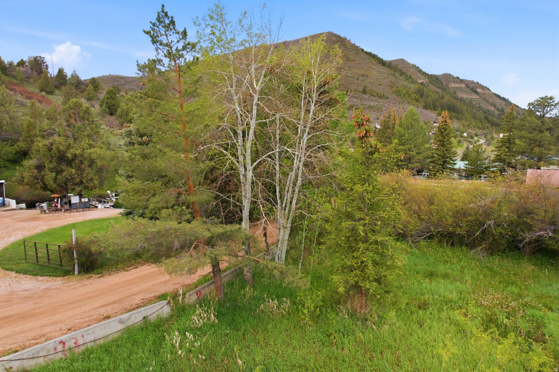 SAMAK COUNTRY ESTATE - Land