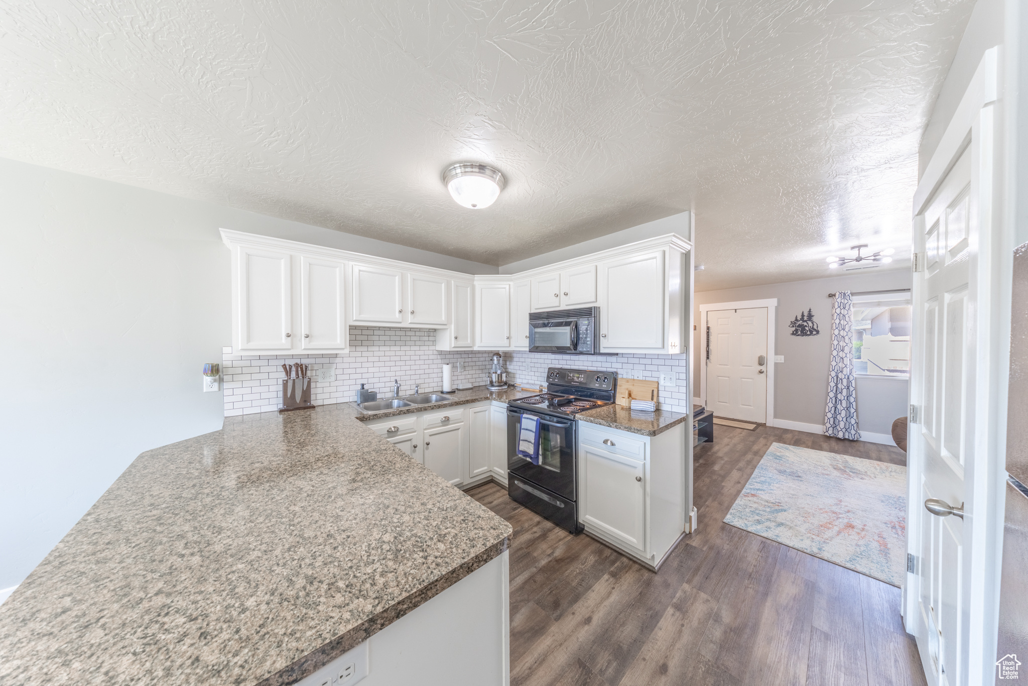 GOLF VIEW ESTATES - Residential