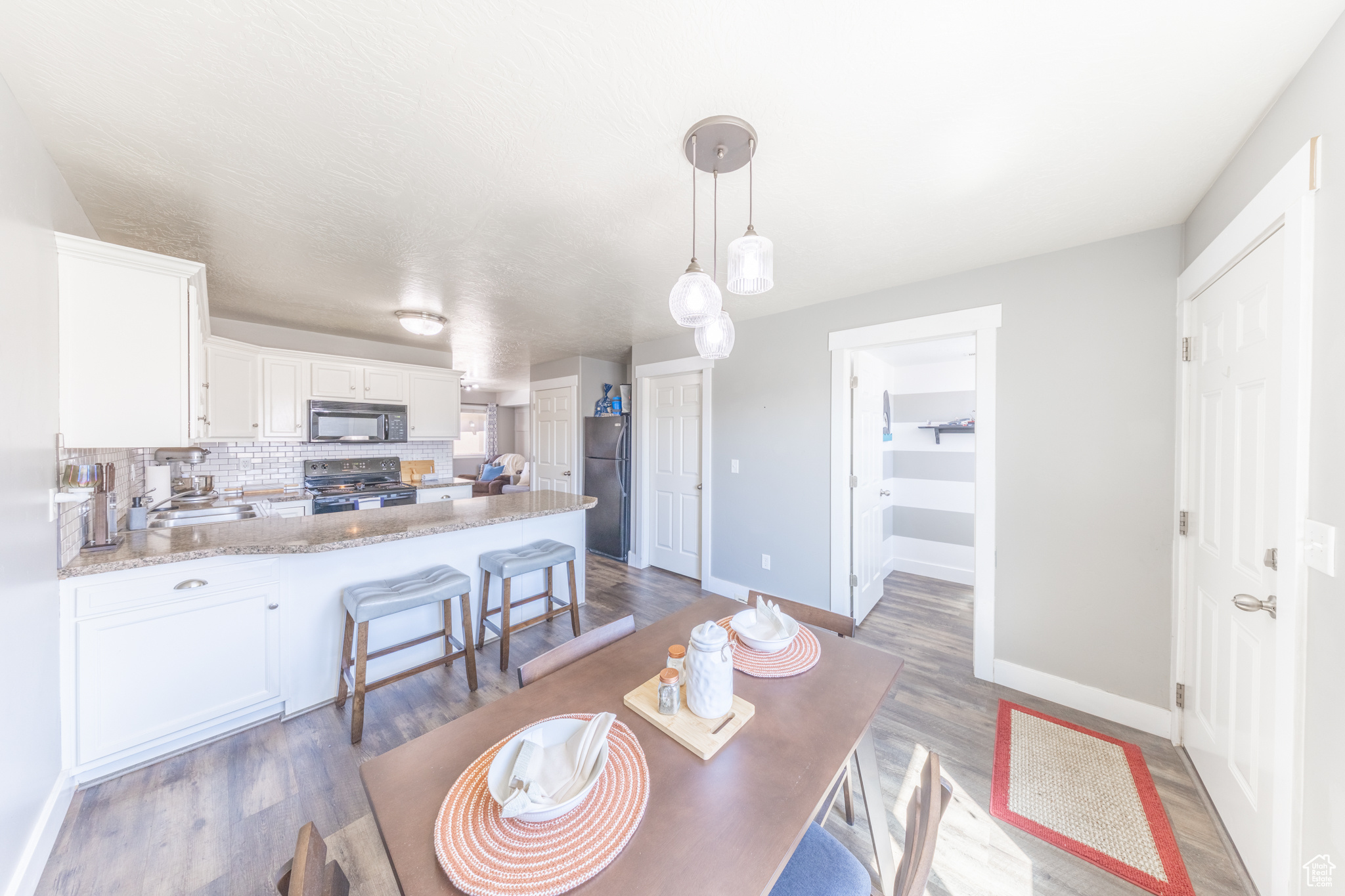 GOLF VIEW ESTATES - Residential