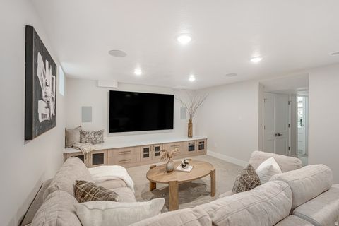 Tiny photo for 4790 S HUGO AVE, Holladay, UT 84117 (MLS # 2154560)