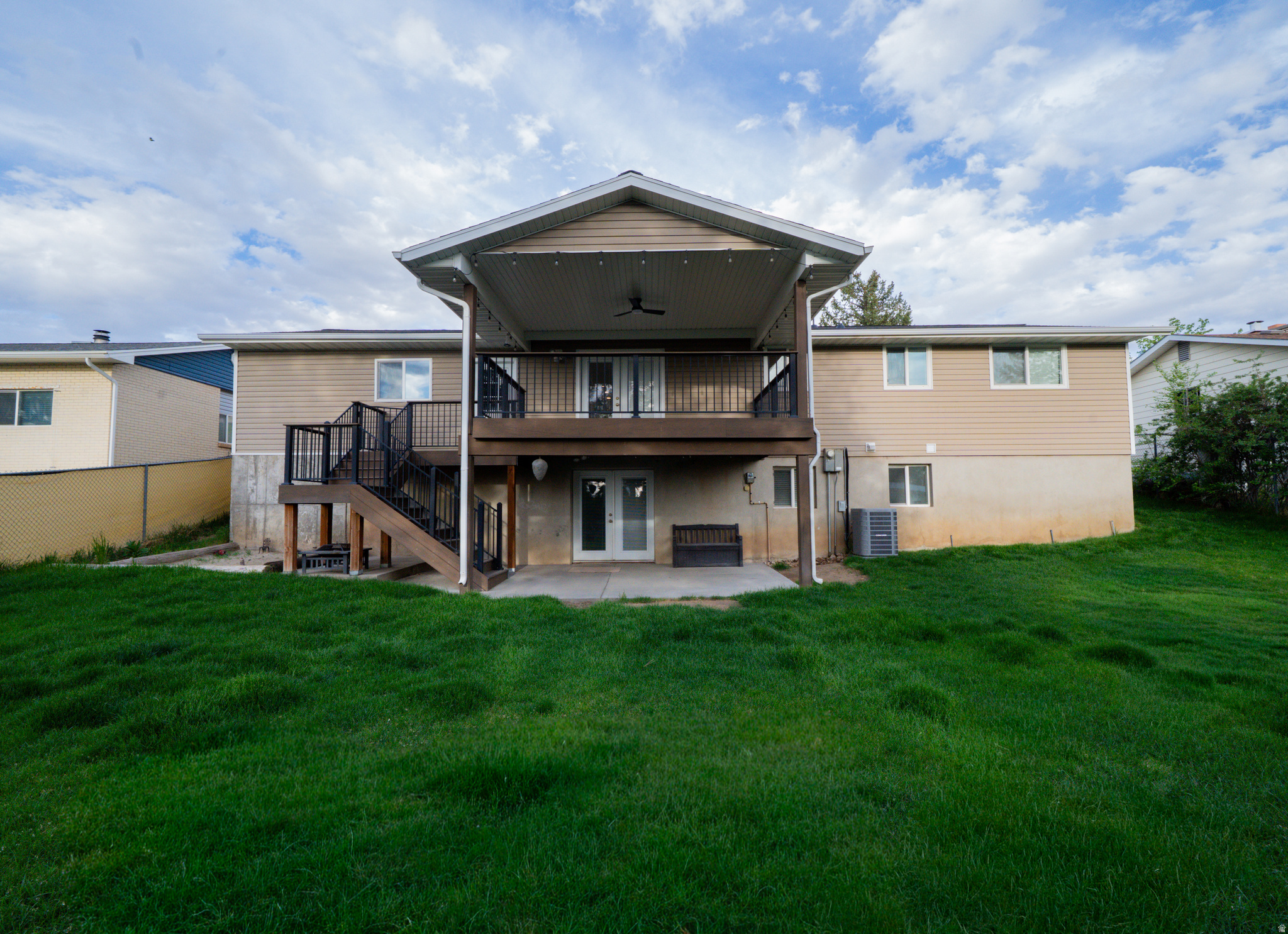 WHITE CITY - Residential