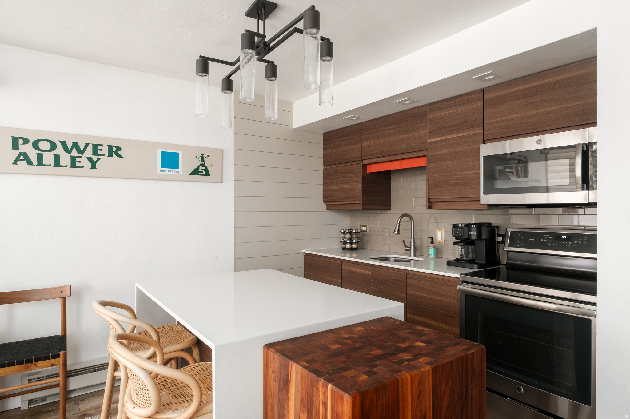 PARK AVENUE CONDOMINIUMS - Residential