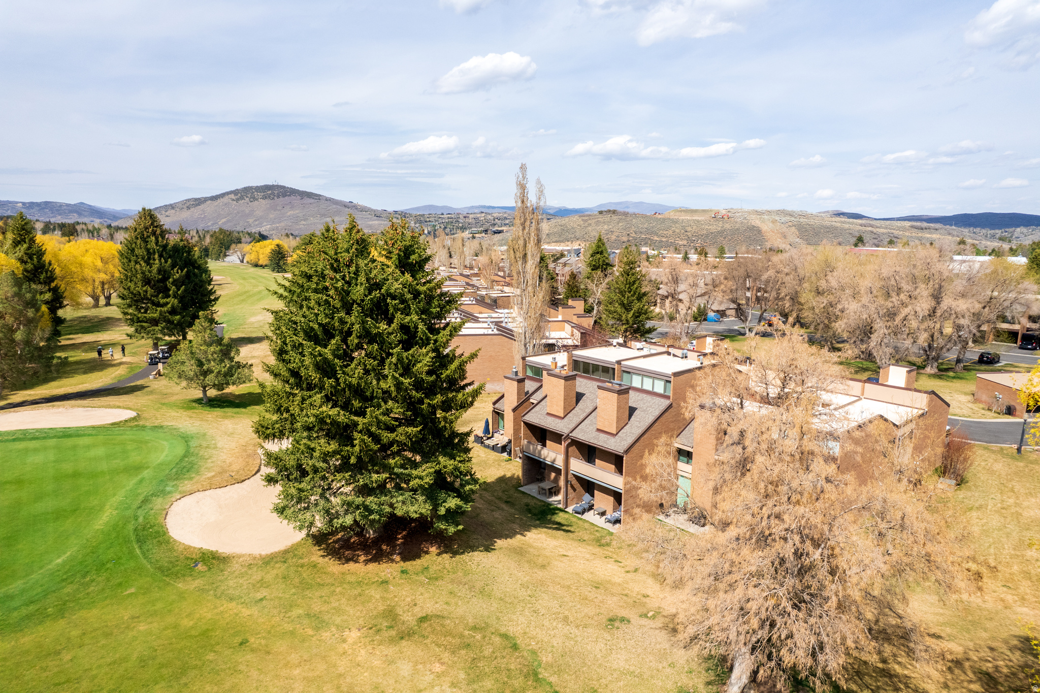 PARK AVENUE CONDOMINIUMS - Residential