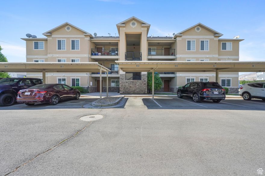 Main level Condo in the heart of Magna, with unparalleled convenience. The main bedroom has a full bath and a spacious walk-in closet. Laundry room in the unit and adjacent outside storage. The property includes one covered and one uncovered parking space - hassle-free parking options.  Seamless access to public transportation and nearby freeways facilitates an easy commute downtown. Experience the perfect blend of comfort and accessibility in this exceptional property. ** All facts and figures are provided as a courtesy estimate only; Buyer to verify all information.