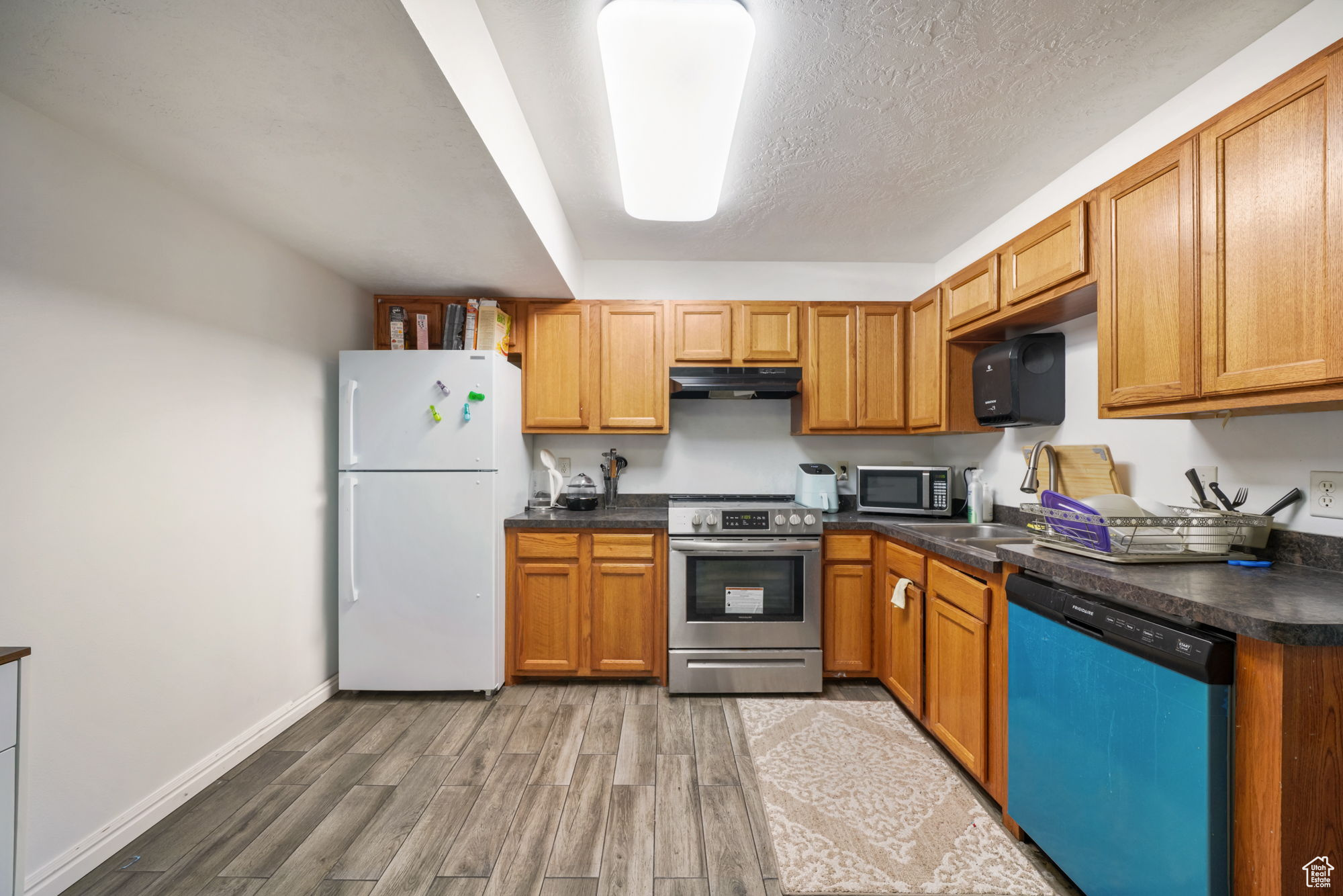 WEST BENCH CONDO - Residential