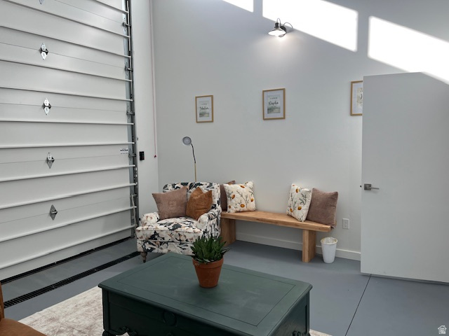 WAKARA POINT - Commercial Lease