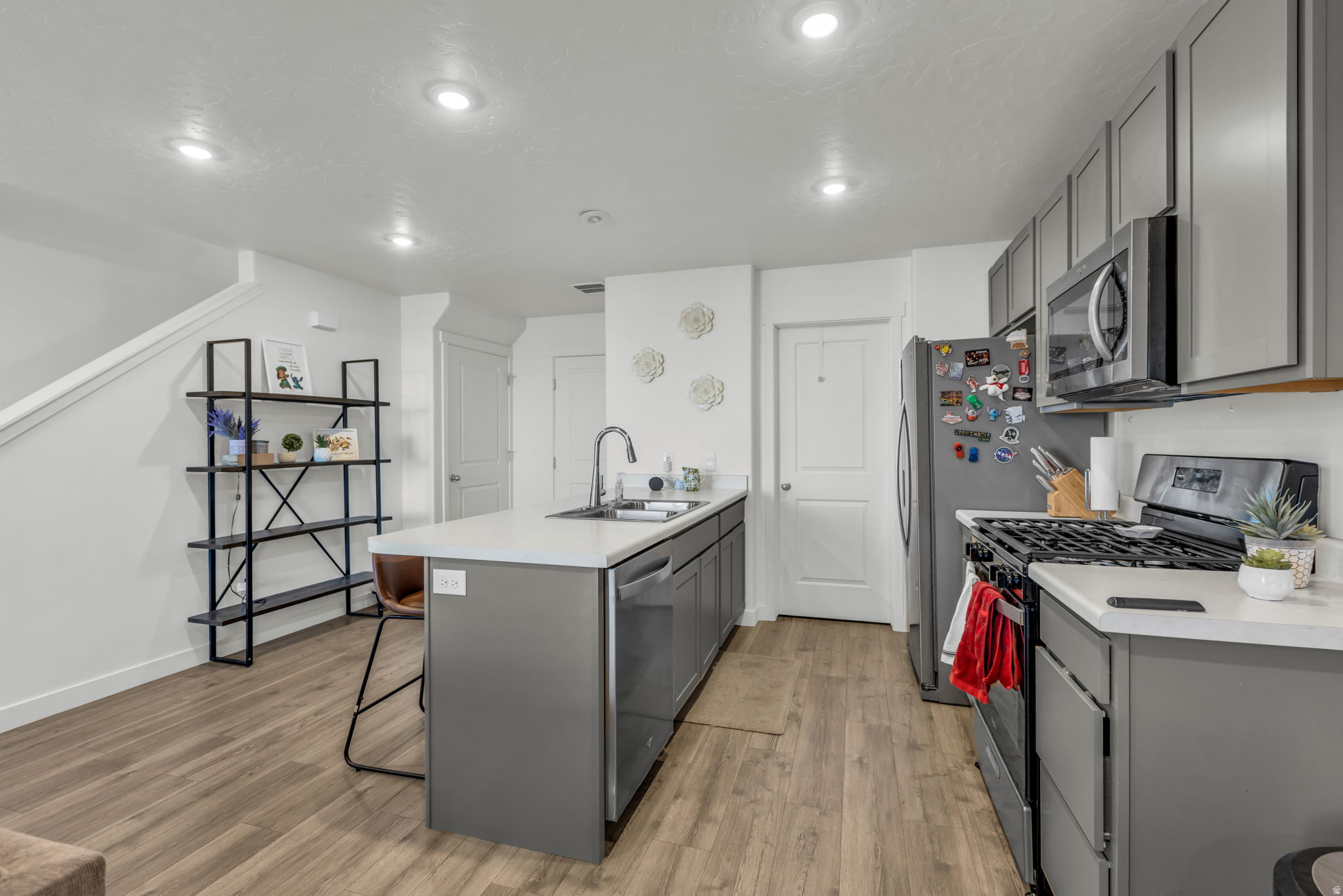 WESTERN ACRES - Residential