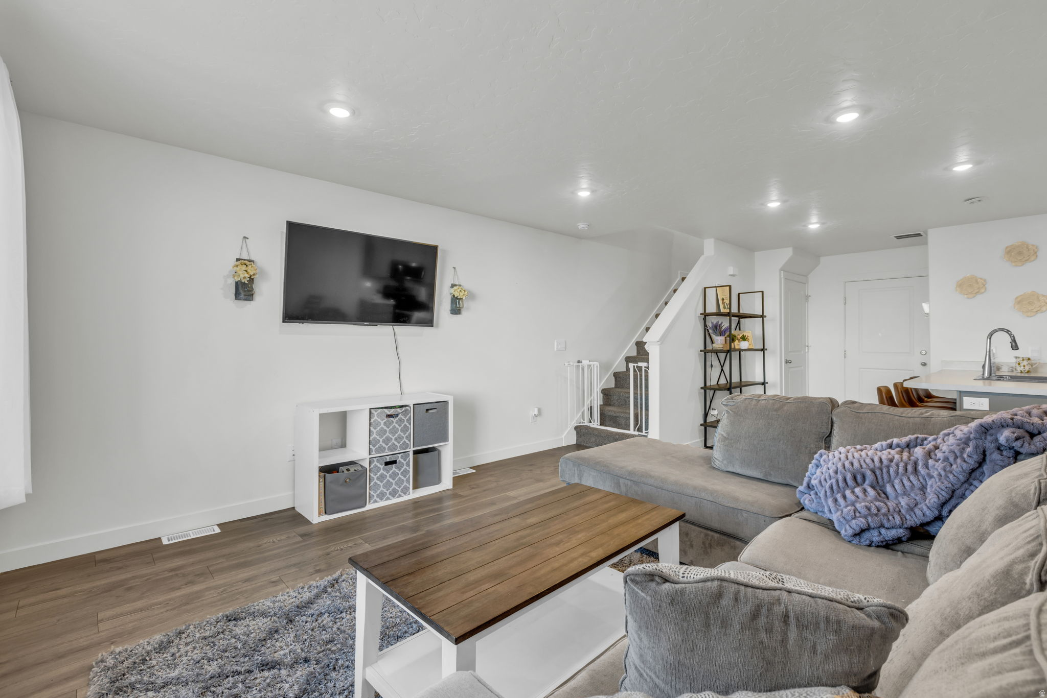 WESTERN ACRES - Residential