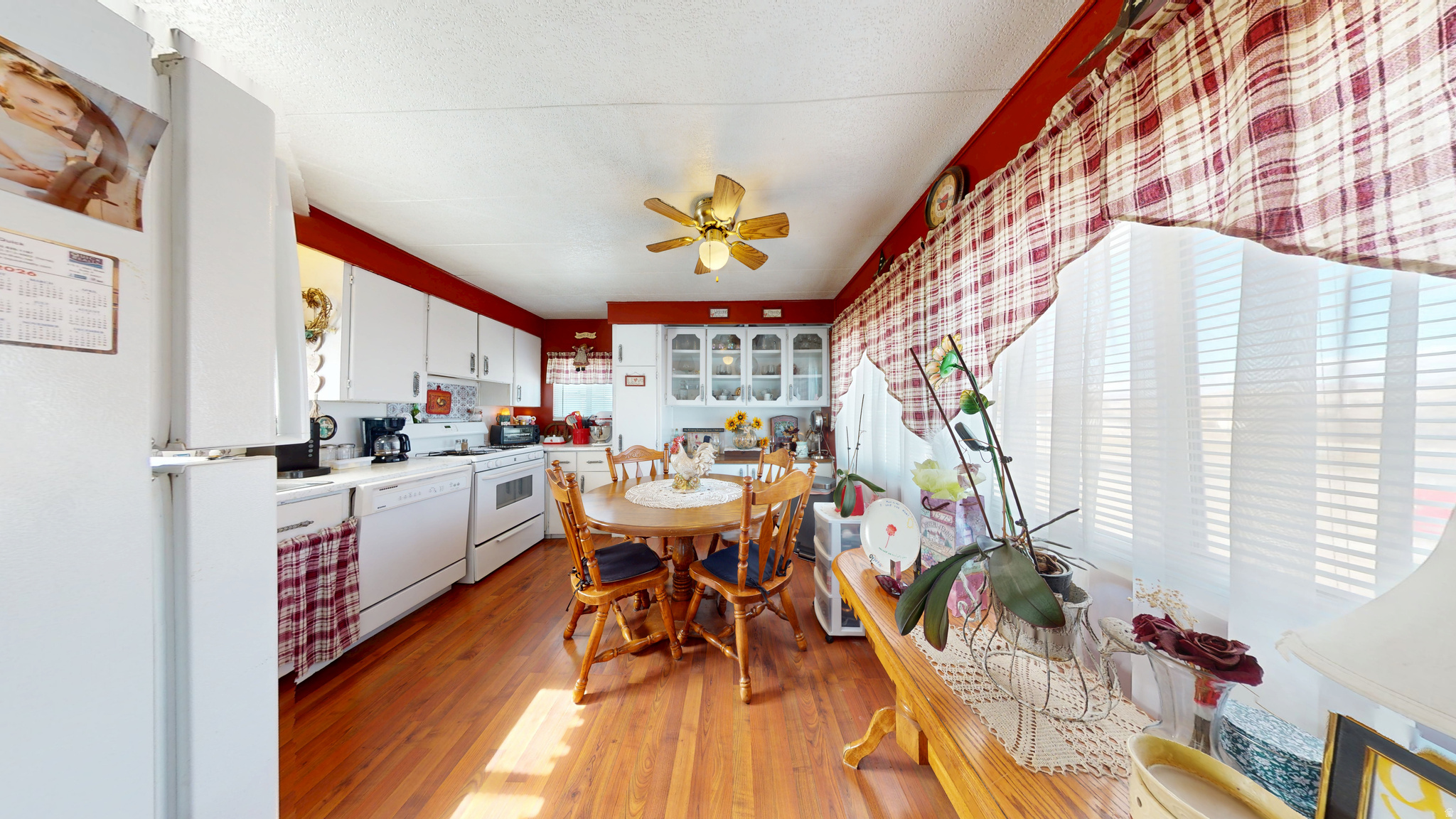 LILA CANYON - Residential