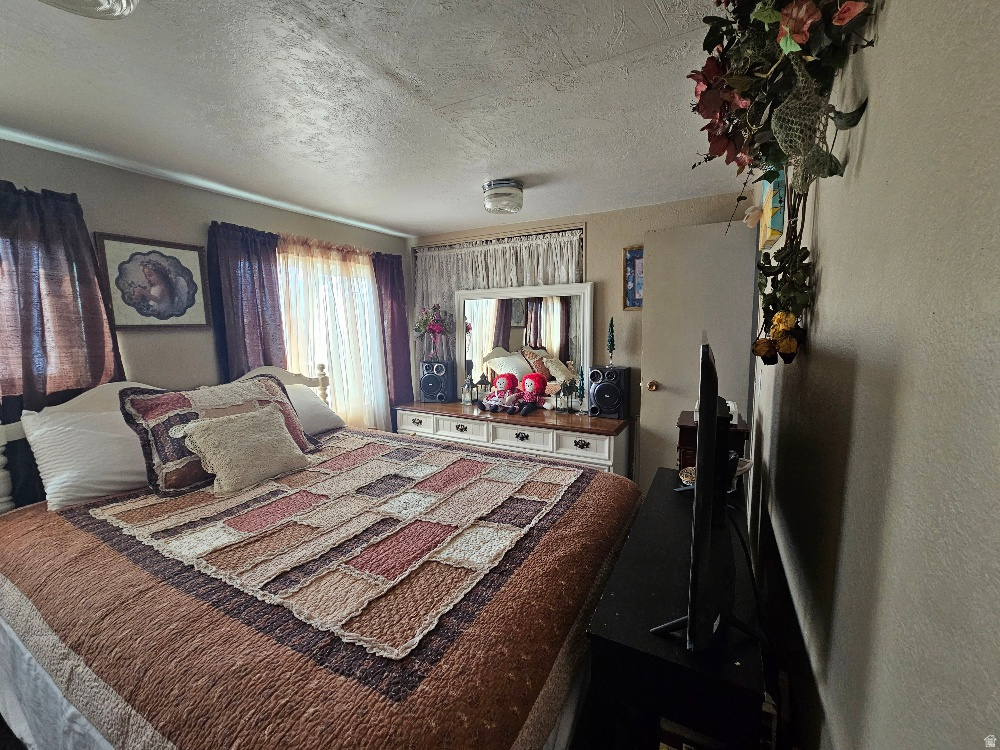 LILA CANYON - Residential