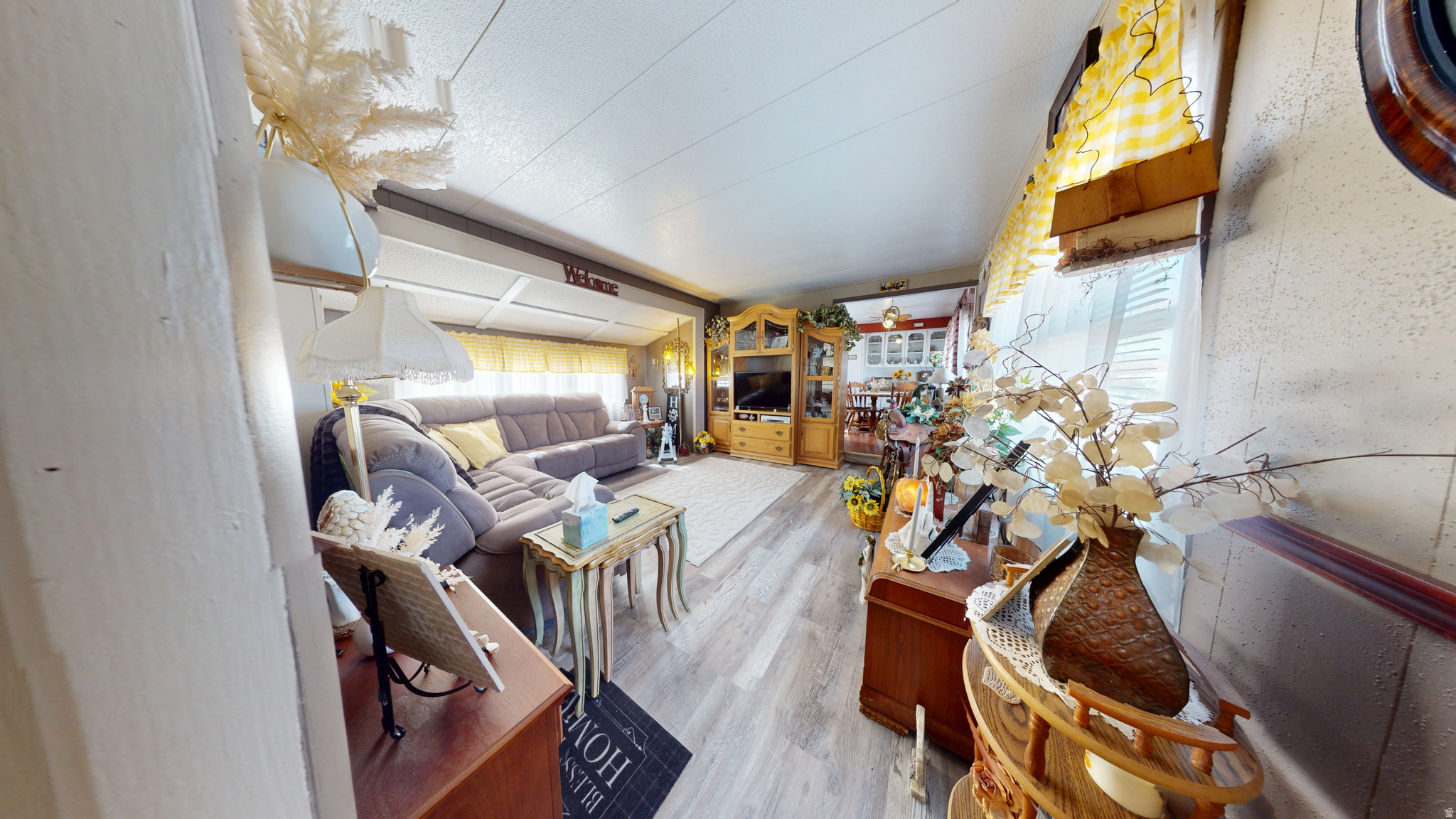 LILA CANYON - Residential