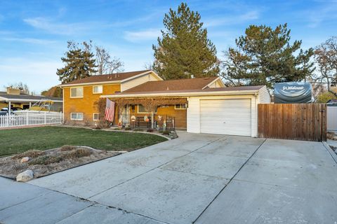 Photo of 4261 S MACKAY ST, Taylorsville, UT 84123 (MLS # 2122477)