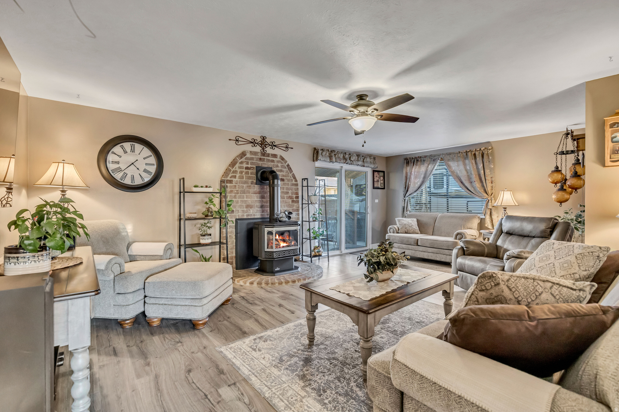 MEADOWBROOK VALLEY NO 2 - Residential