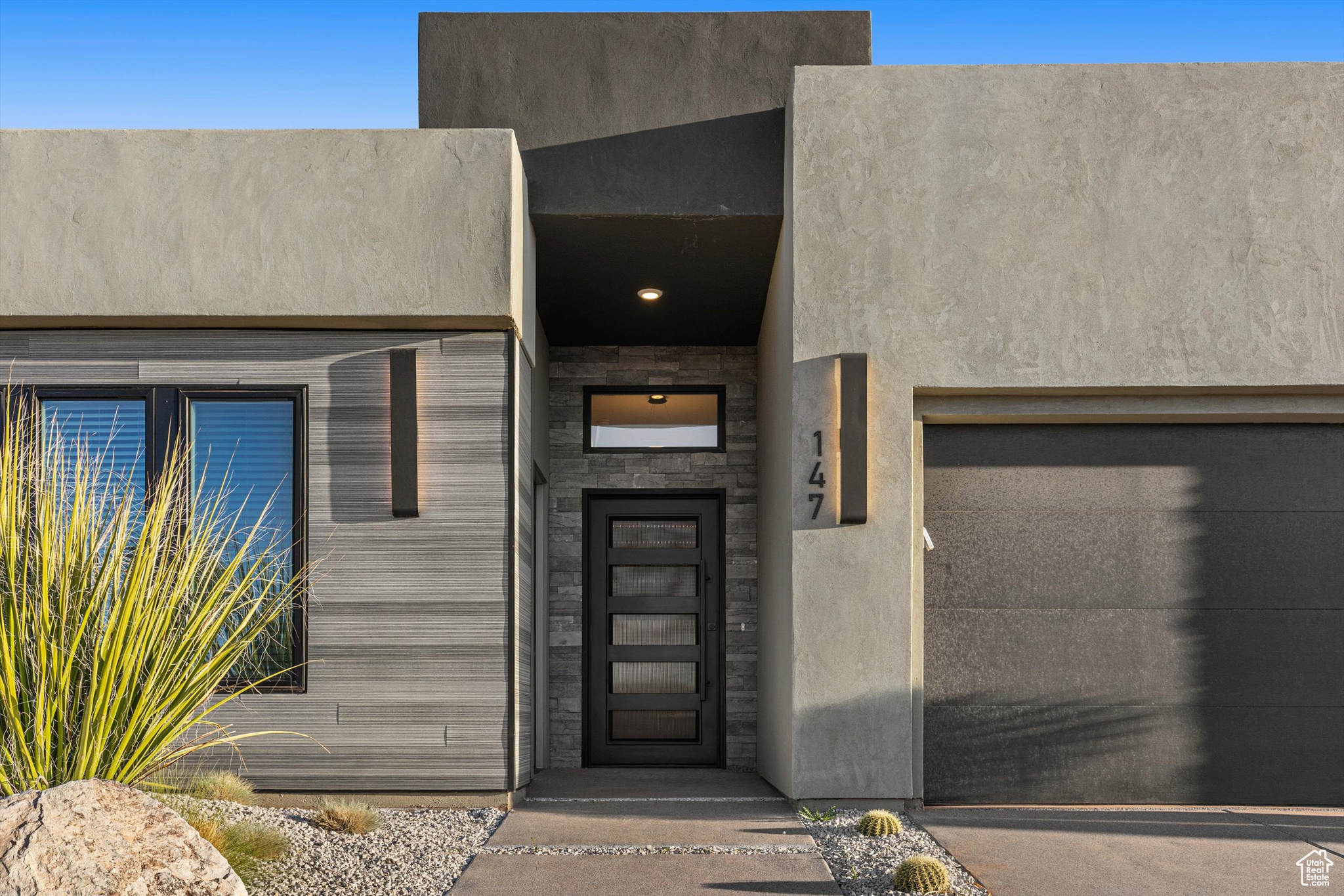 147 E Terrace Ln, Ivins, Utah image 2