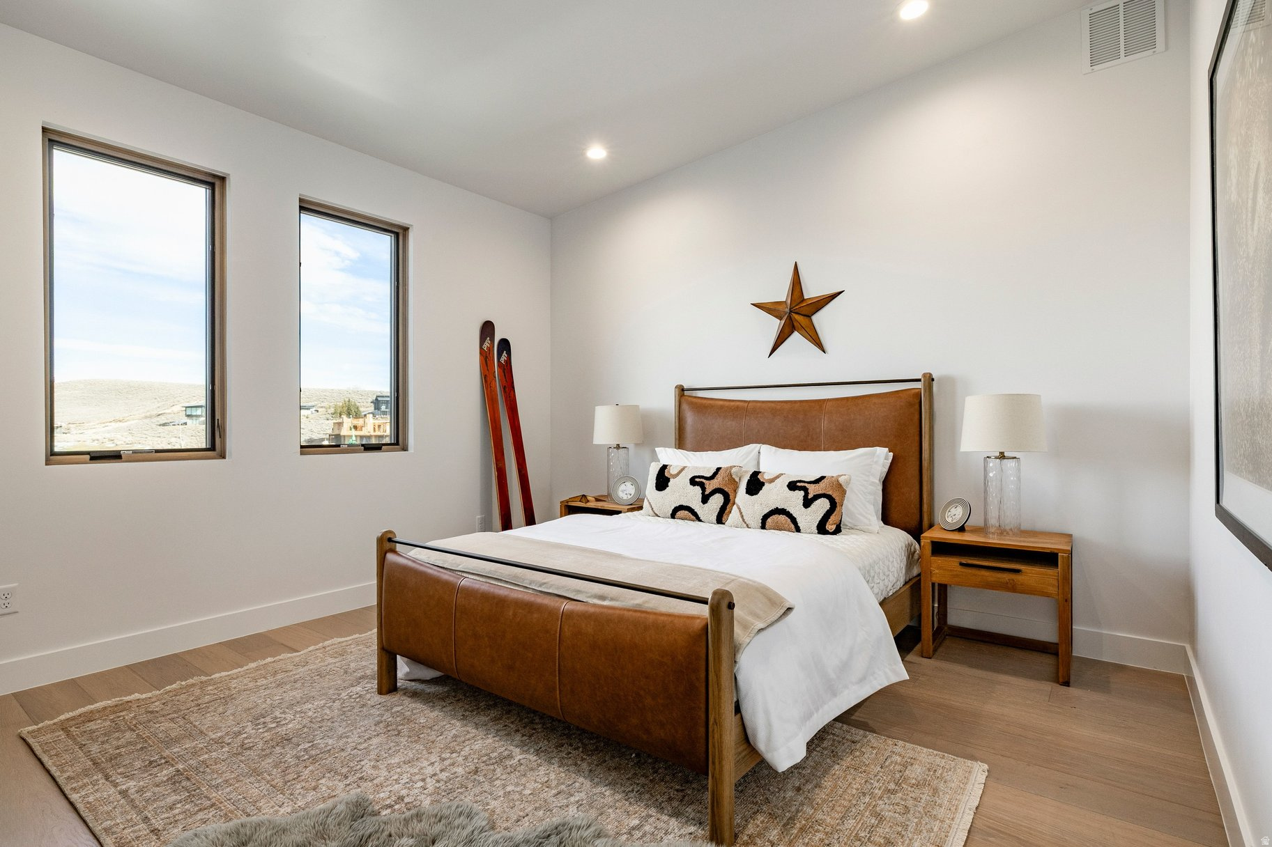 PROMONTORY VILLAS AT VISTA POINT - Residential