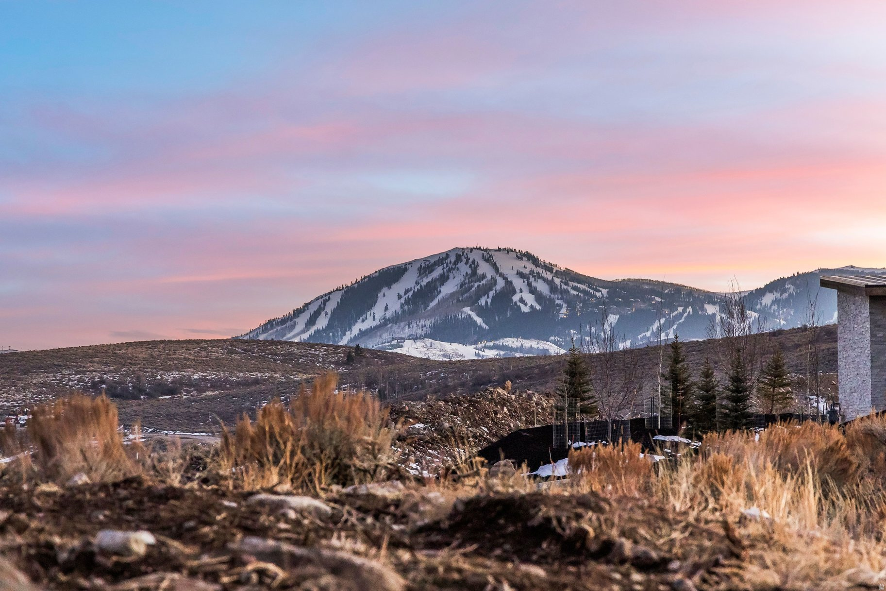 PROMONTORY VILLAS AT VISTA POINT - Residential