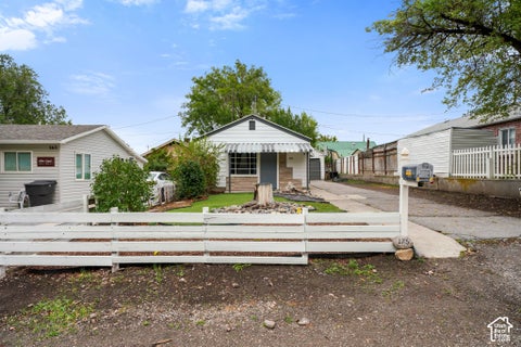 Tiny photo for 175 S 200 E, Payson, UT 84651 (MLS # 2191726)