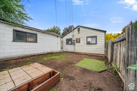 Tiny photo for 175 S 200 E, Payson, UT 84651 (MLS # 2191726)