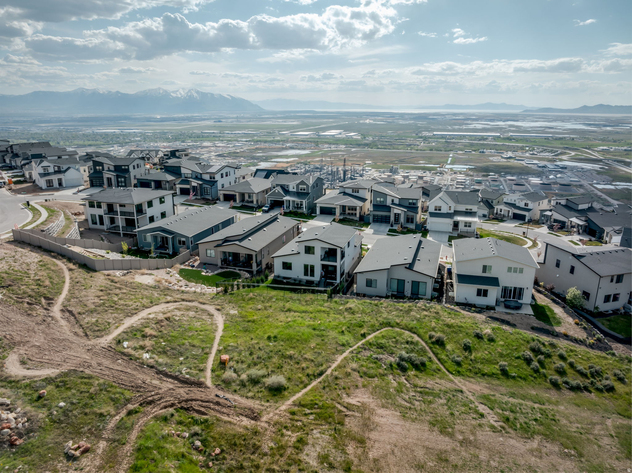 THE RIDGE SUB - Residential