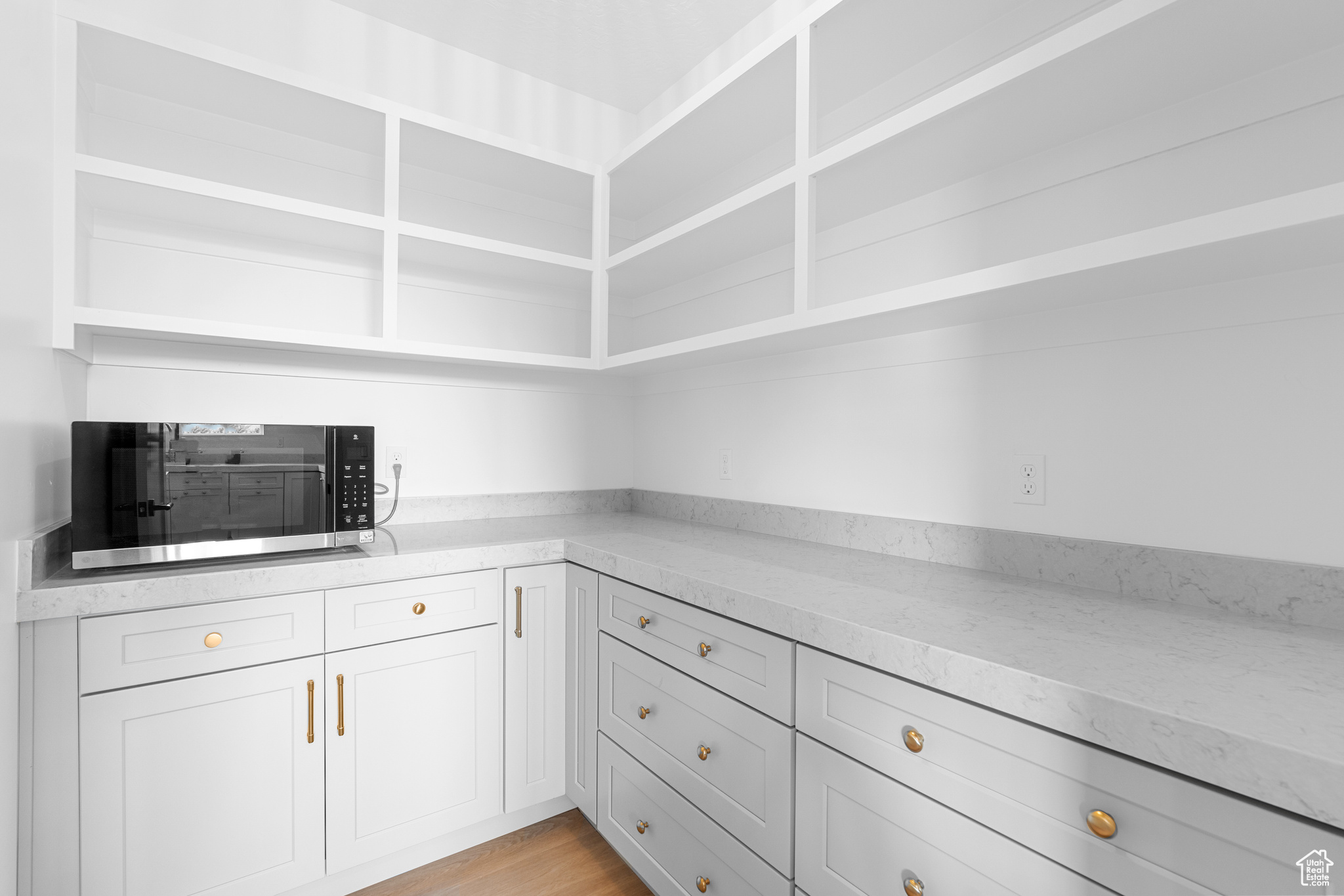 WEST RIDGE ESTATES - Residential