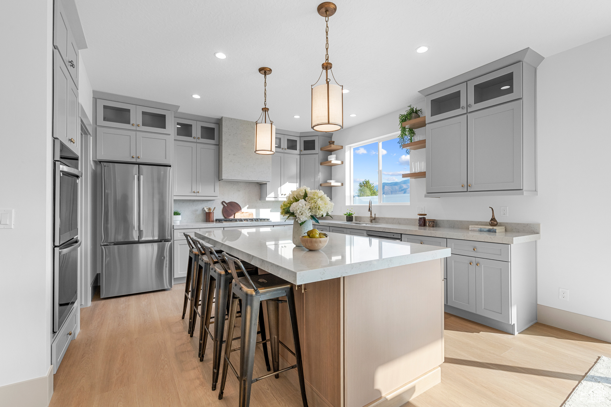 WEST RIDGE ESTATES - Residential