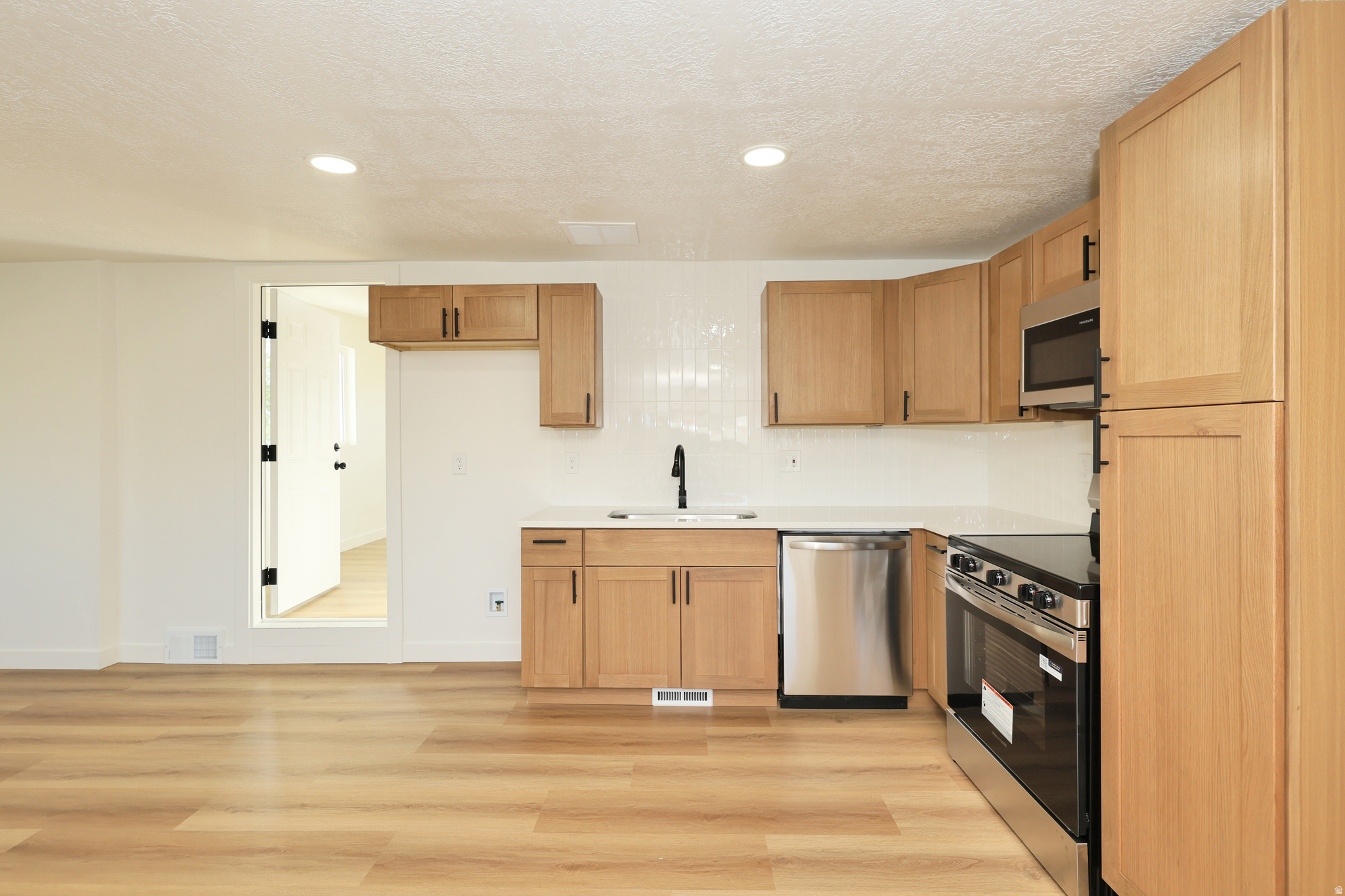 HILLSDALE SUB - Residential