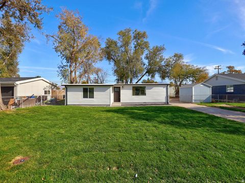 Photo of 2999 S 2910 W, West Valley City, UT 84119 (MLS # 2120742) Photo of 2999 S 2910 W, West Valley City, UT 84119 (MLS # 2120742)