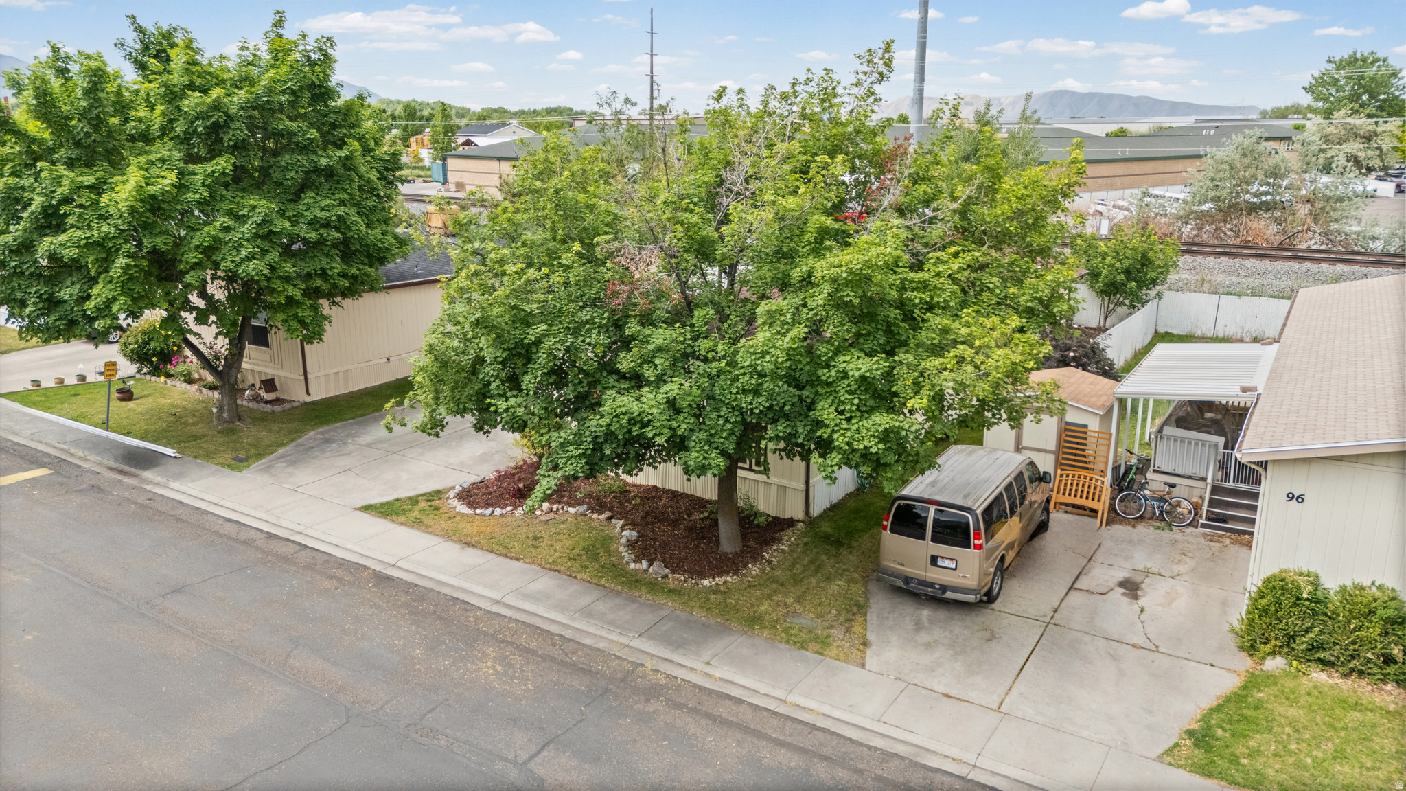 OAKBROOK - Residential