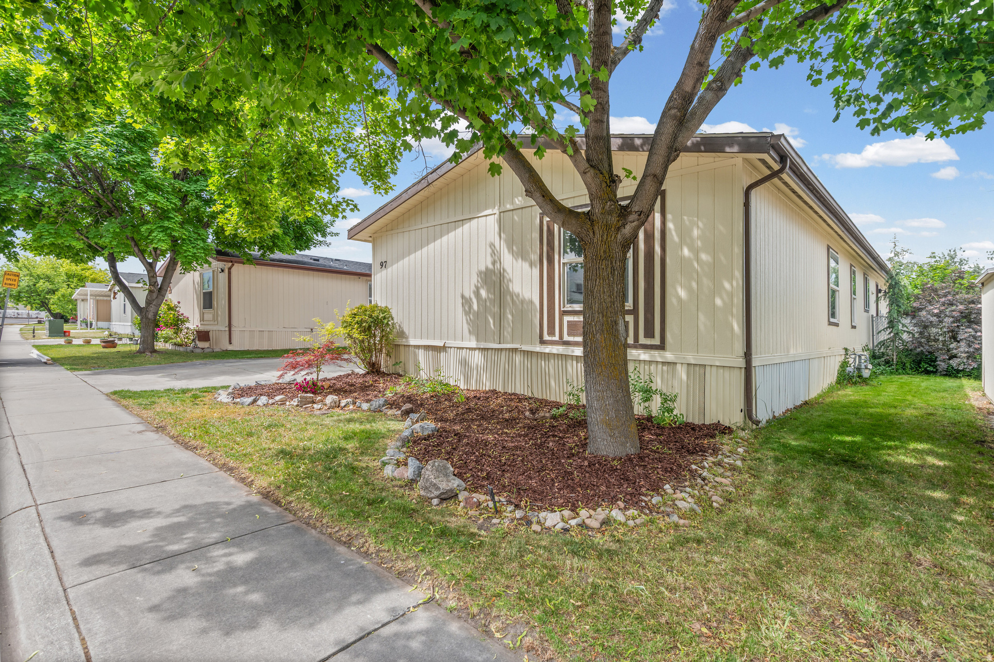 OAKBROOK - Residential