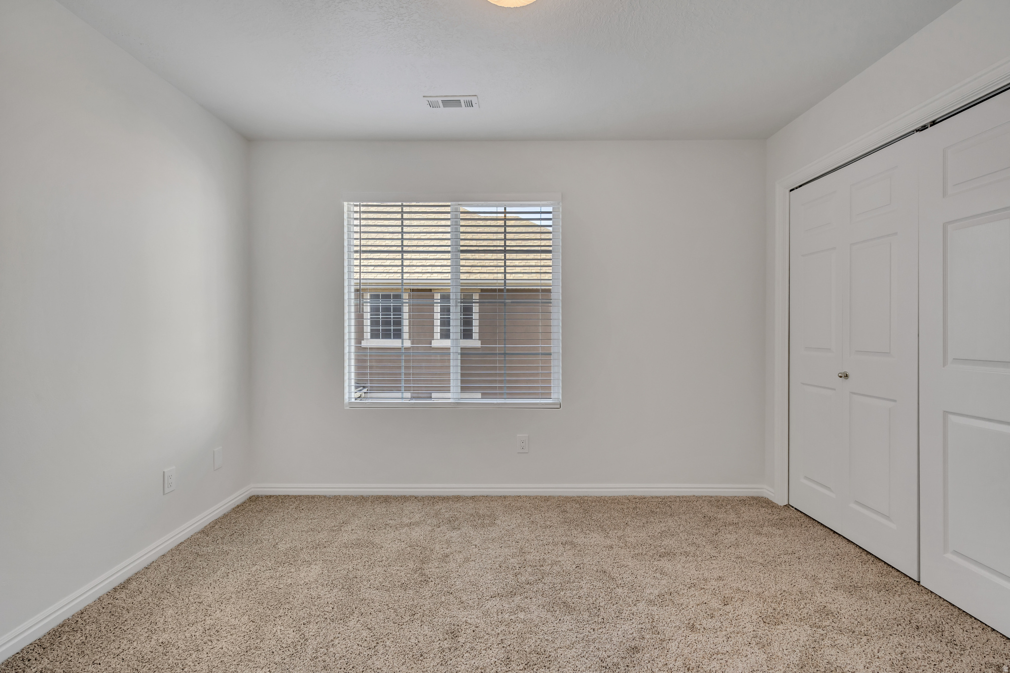 VINTAGE ON THE BLUFFS - Residential