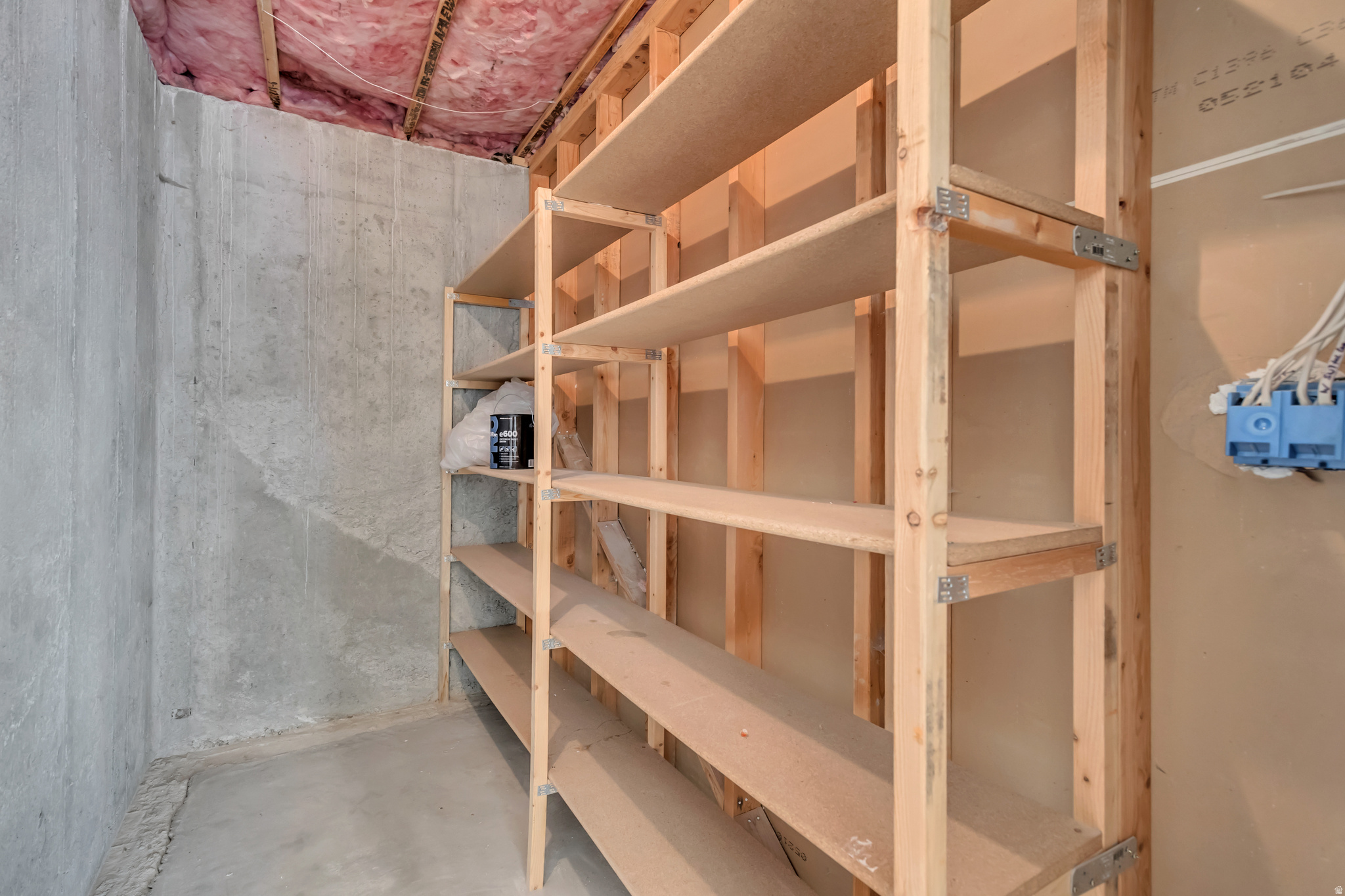 VINTAGE ON THE BLUFFS - Residential