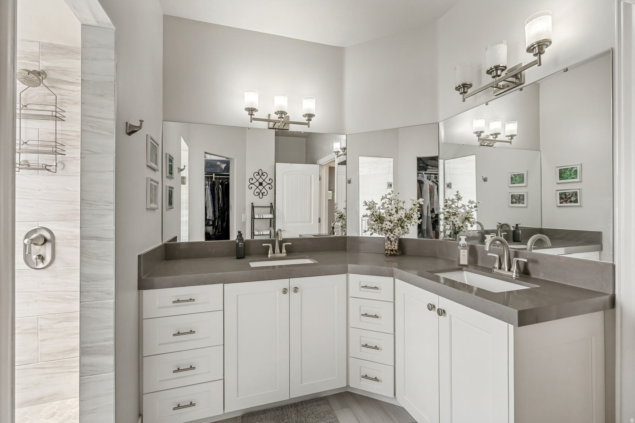 COTTAGES - Residential