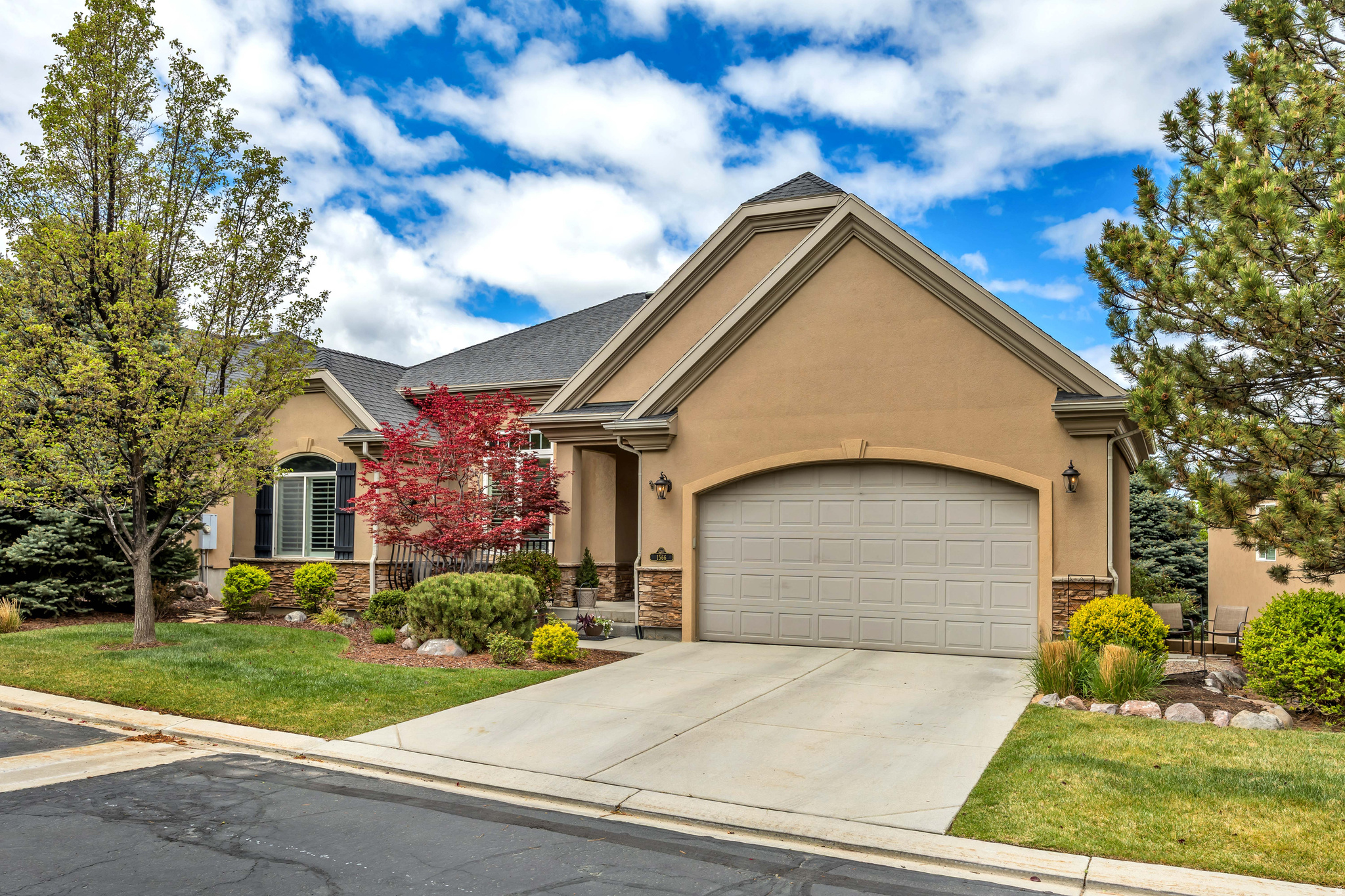 COTTAGES - Residential