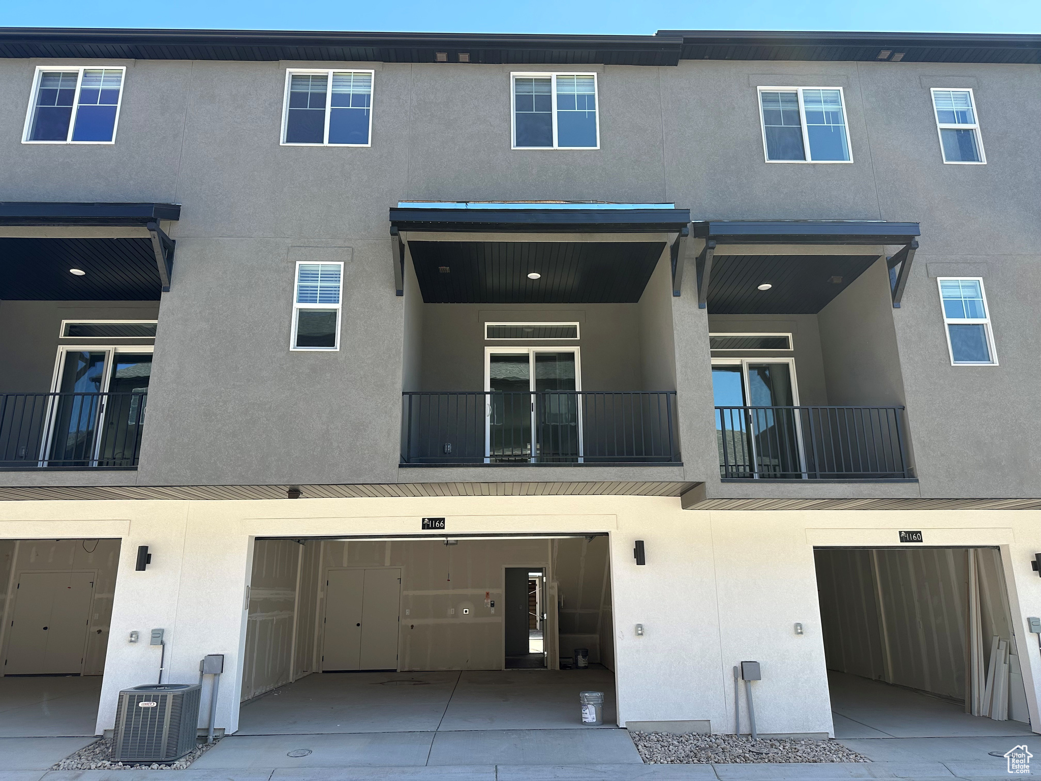 CLIFTON PLACE - Residential