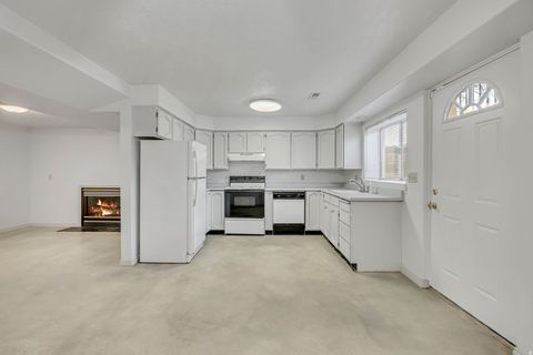 Tiny photo for 1427 W STERN DR, Taylorsville, UT 84123 (MLS # 2139611)