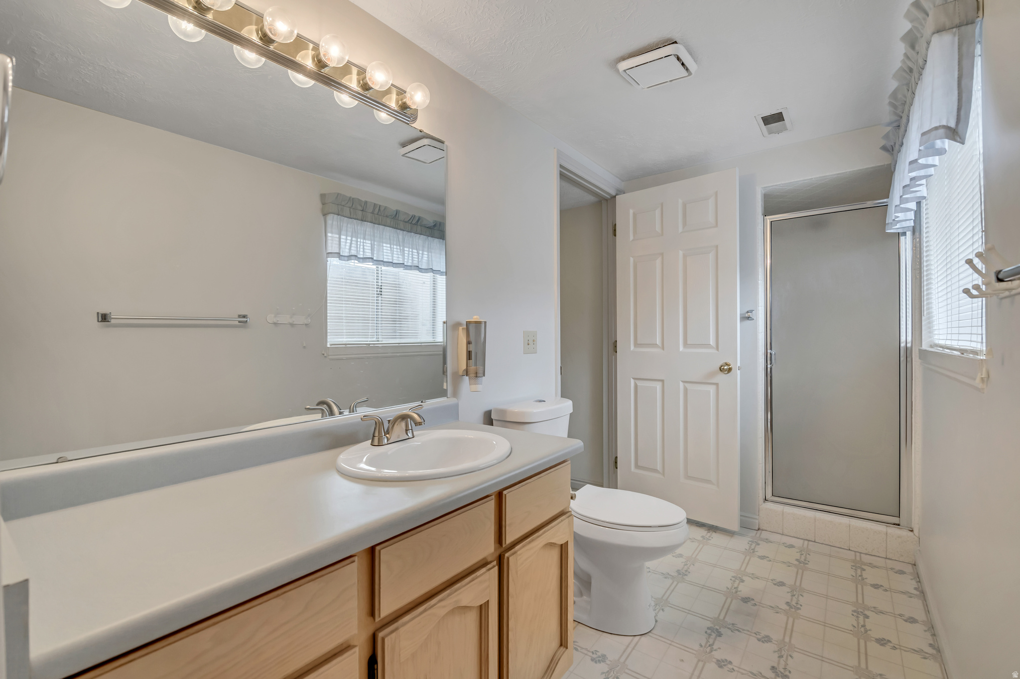 VIEW HEIGHTS - Residential