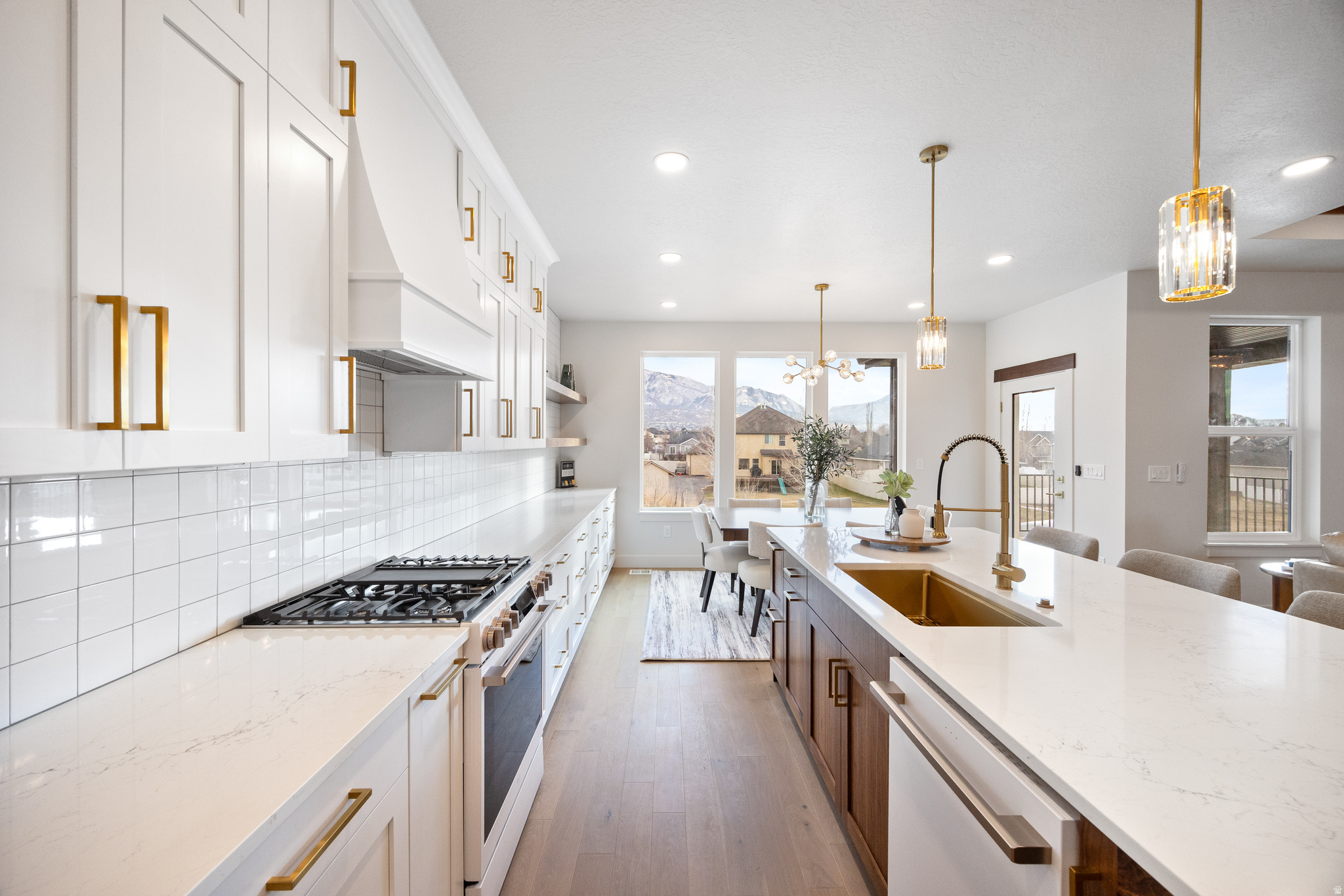 DRAGON MEADOWS - Residential