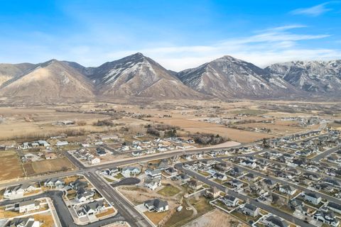 Tiny photo for 846 E 400 N, Salem, UT 84653 (MLS # 2134391)