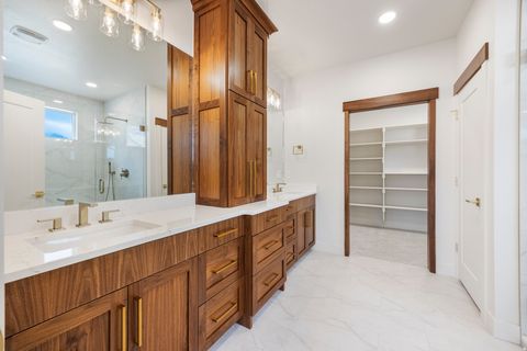 Tiny photo for 846 E 400 N, Salem, UT 84653 (MLS # 2134391)