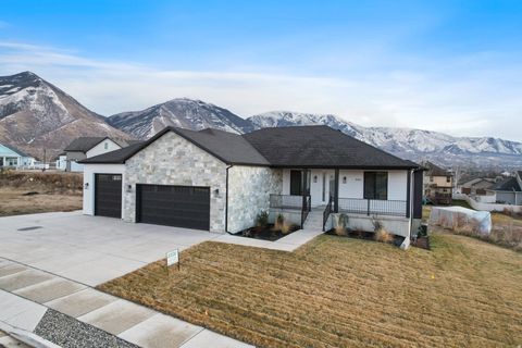 Photo of 846 E 400 N, Salem, UT 84653 (MLS # 2134391)