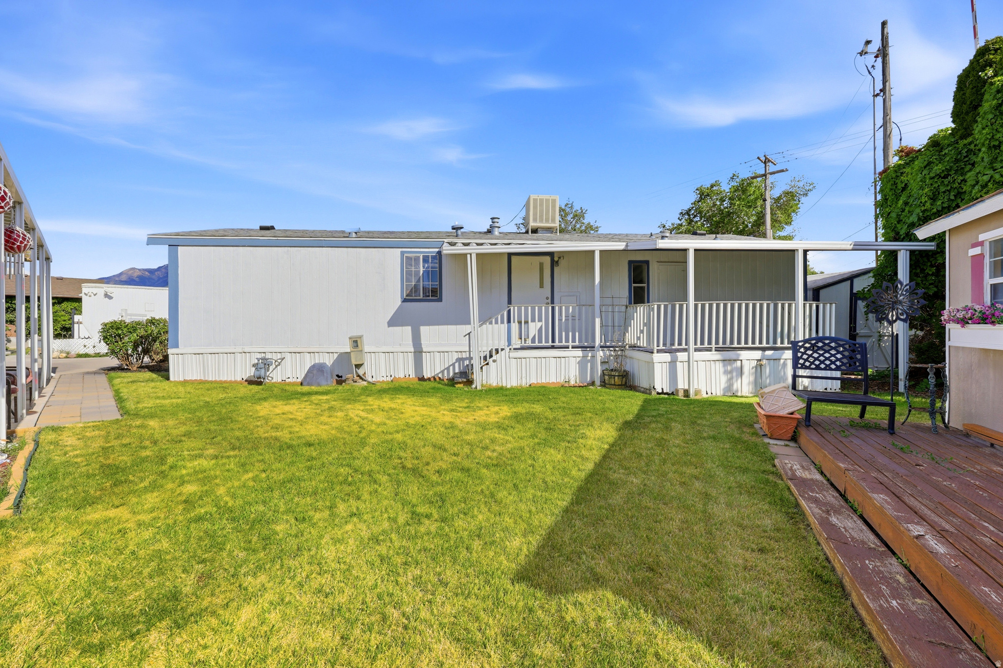 APPLEWOOD - Residential
