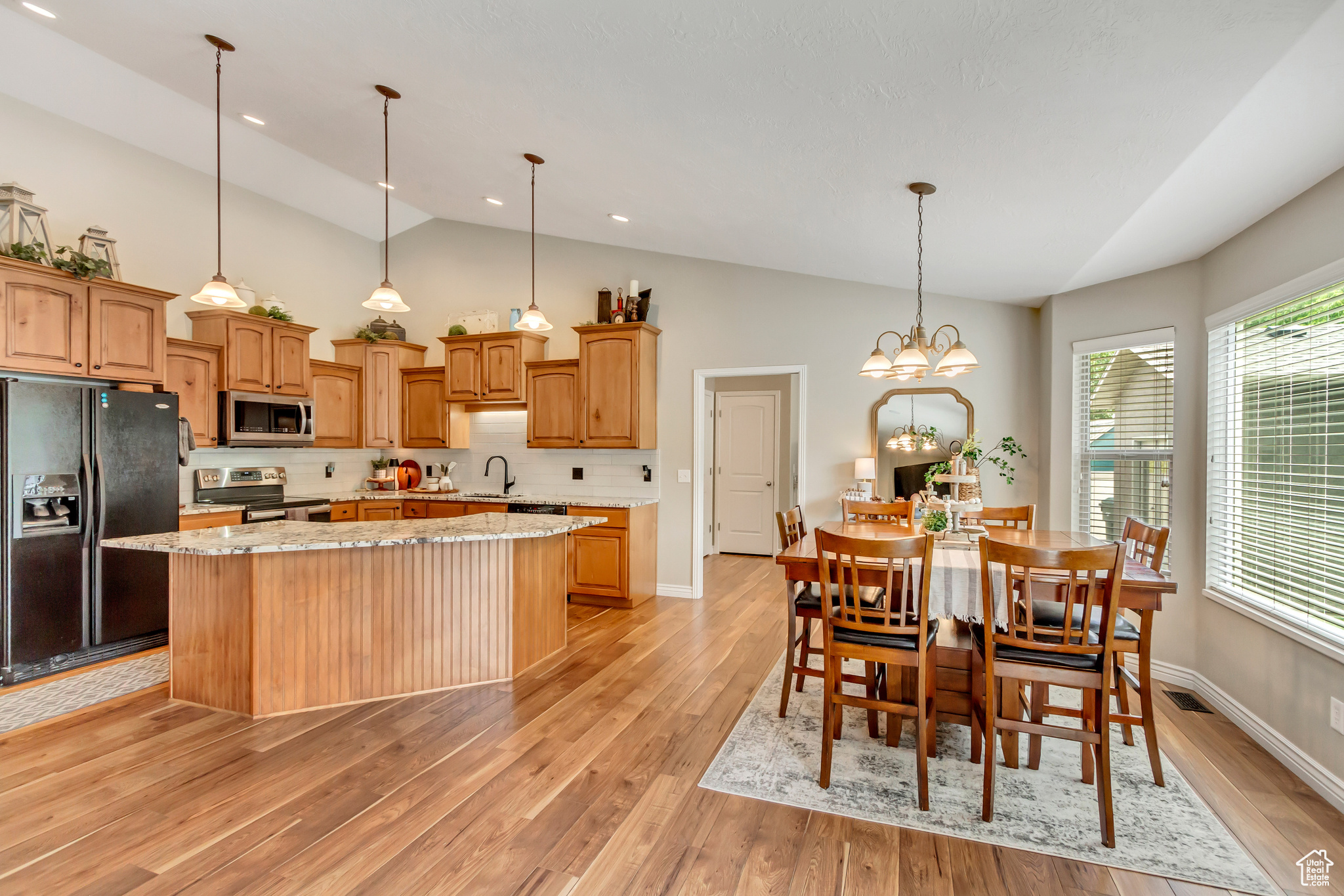 3439 S Silverwood Cir, West Valley City, Utah image 11