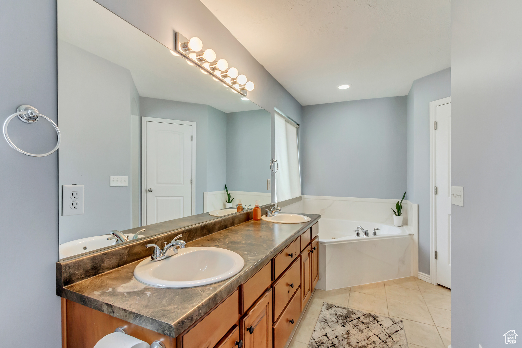 3439 S Silverwood Cir, West Valley City, Utah image 18