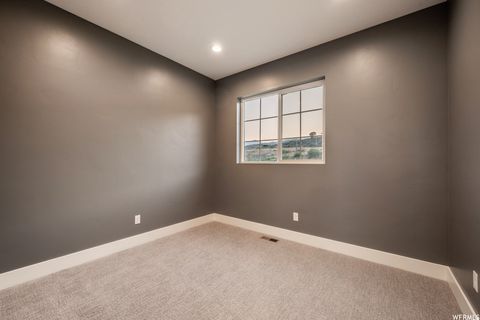 Tiny photo for 14236 S SUMMIT CREST LN, Herriman, UT 84096 (MLS # 2126321)