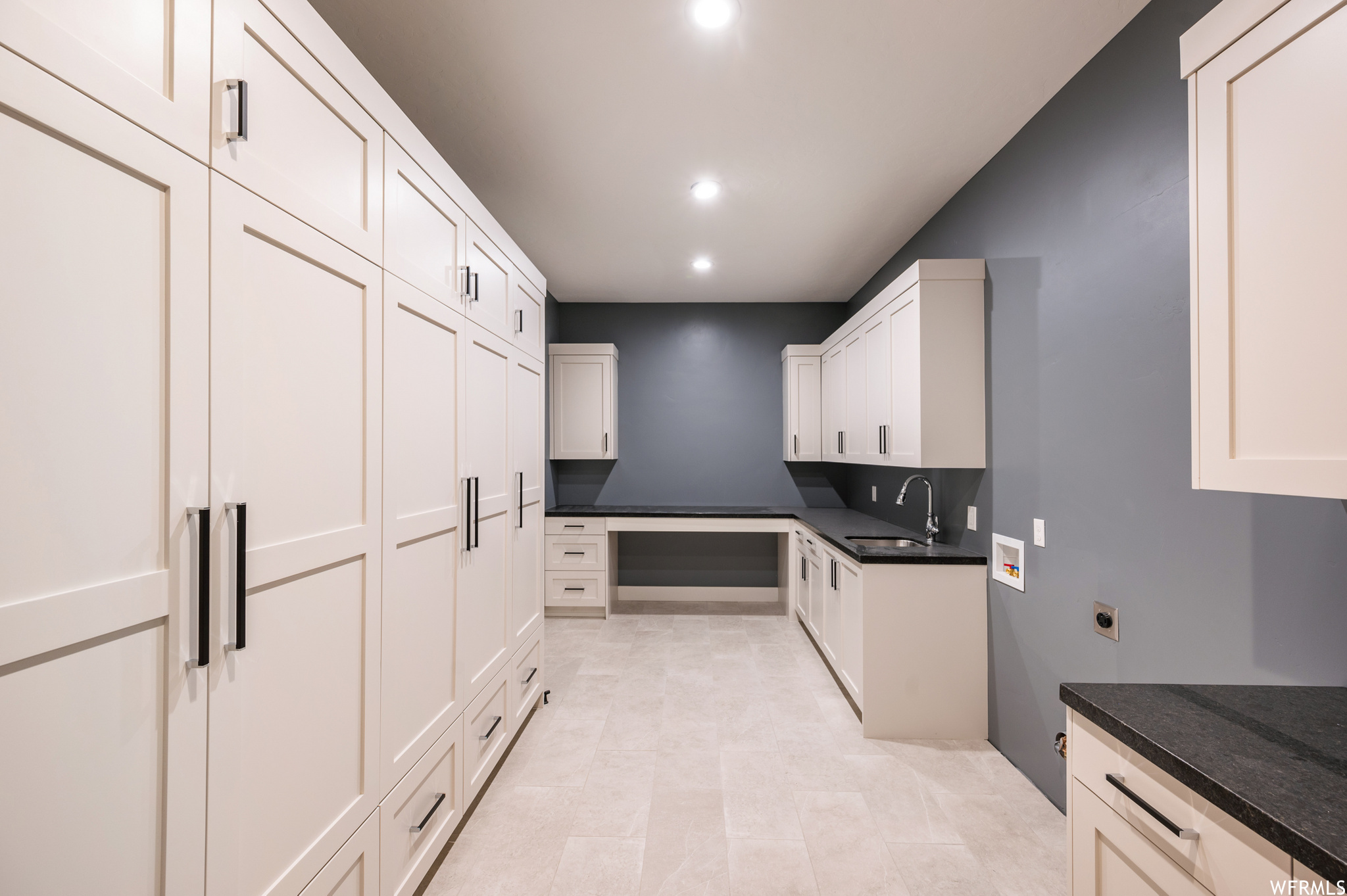 THE RIDGES AT ROSE CANYON - Residential