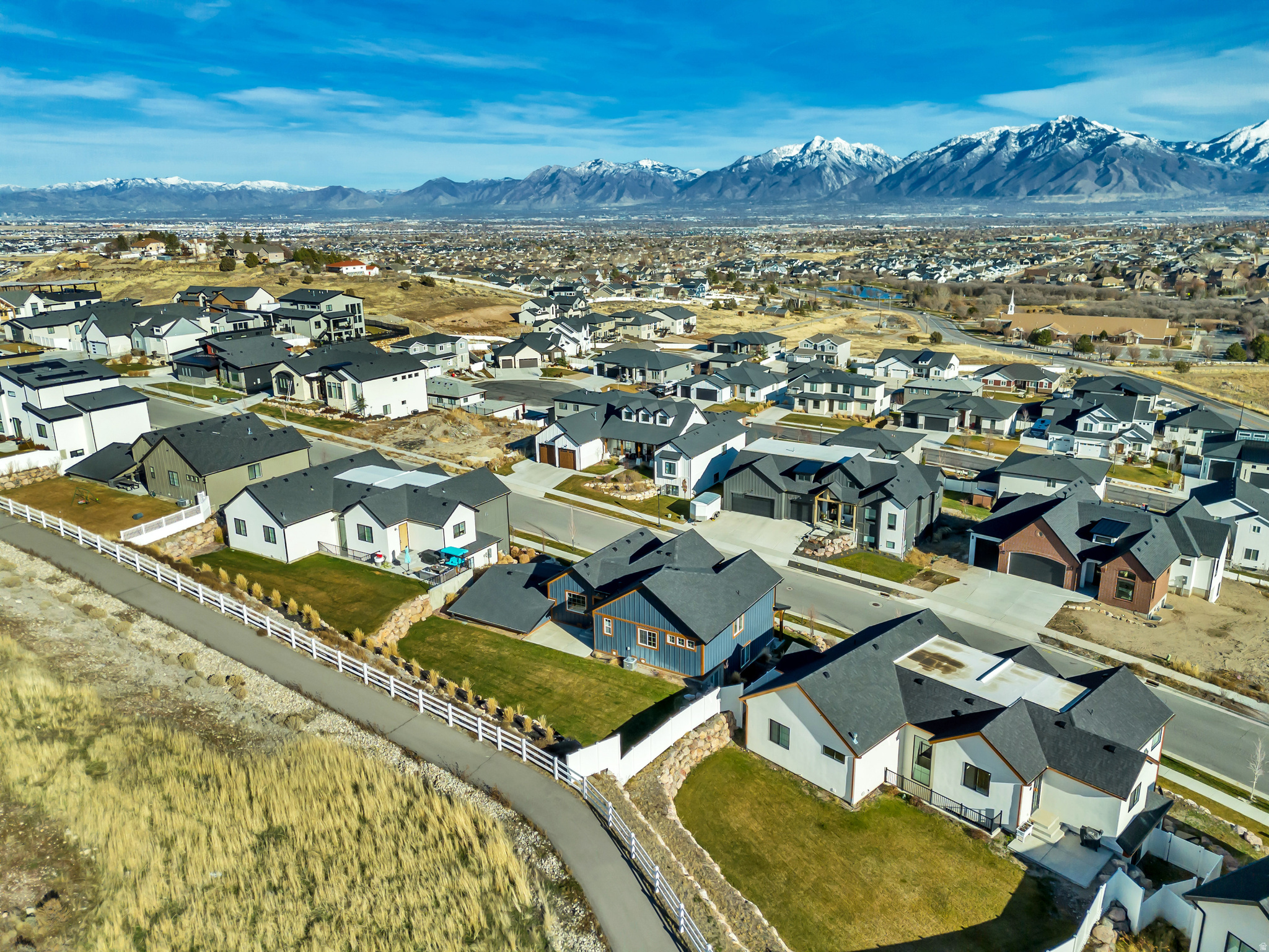 THE RIDGES AT ROSE CANYON - Residential