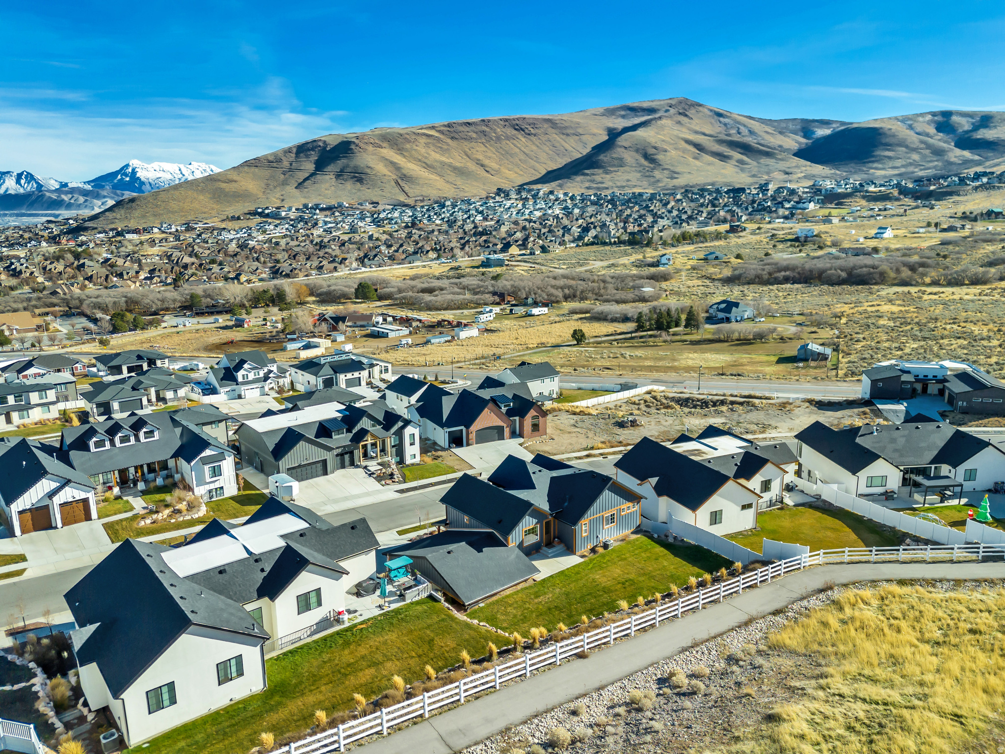 THE RIDGES AT ROSE CANYON - Residential